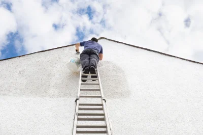 Peinture extérieure à Champlay — façades et ravalement
